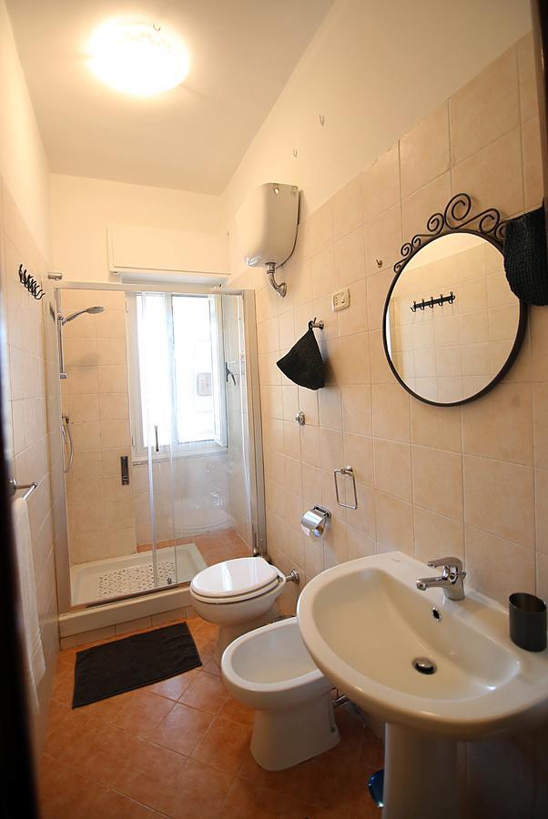 B&B Le Perle Portici Bagian luar foto
