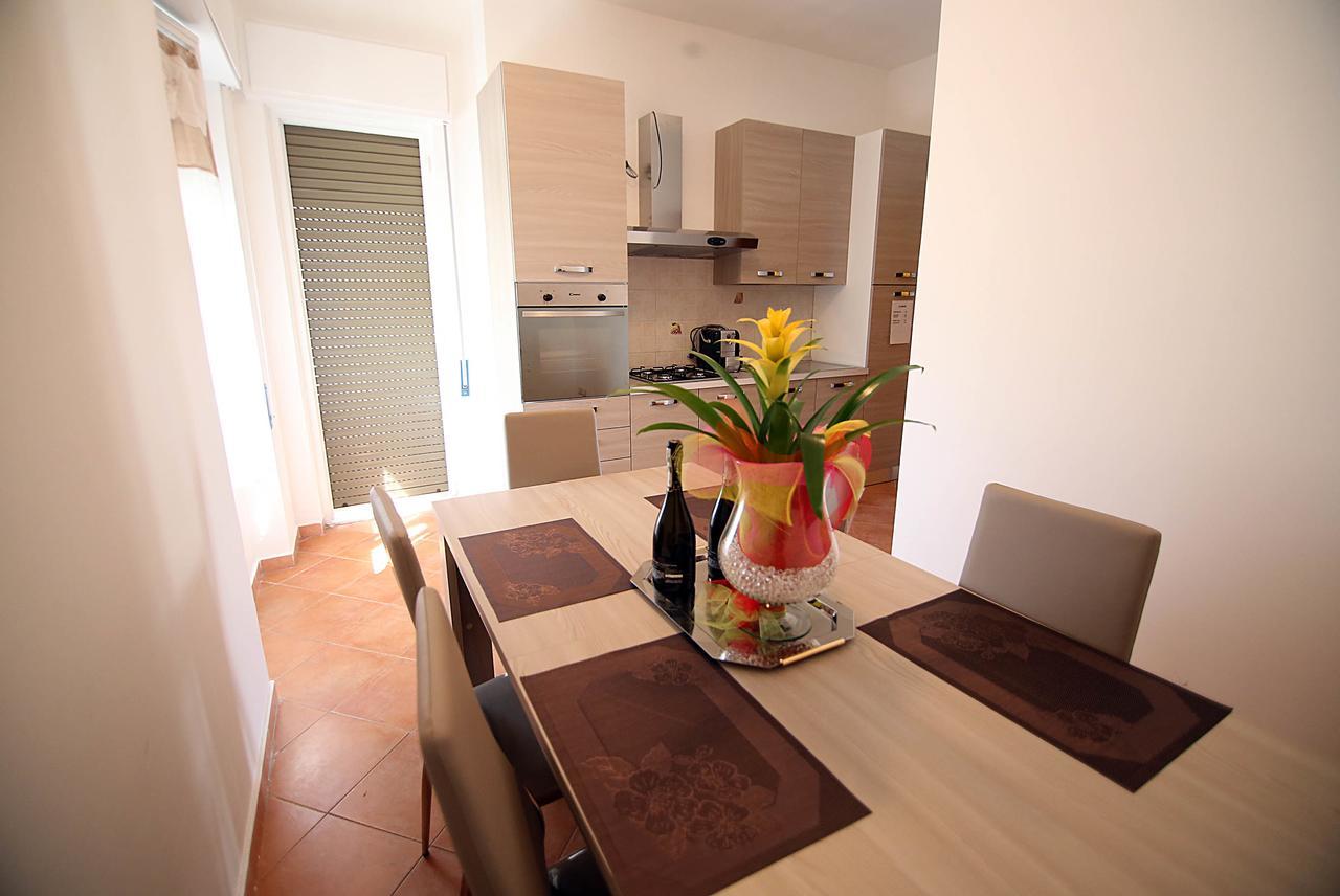 B&B Le Perle Portici Bagian luar foto