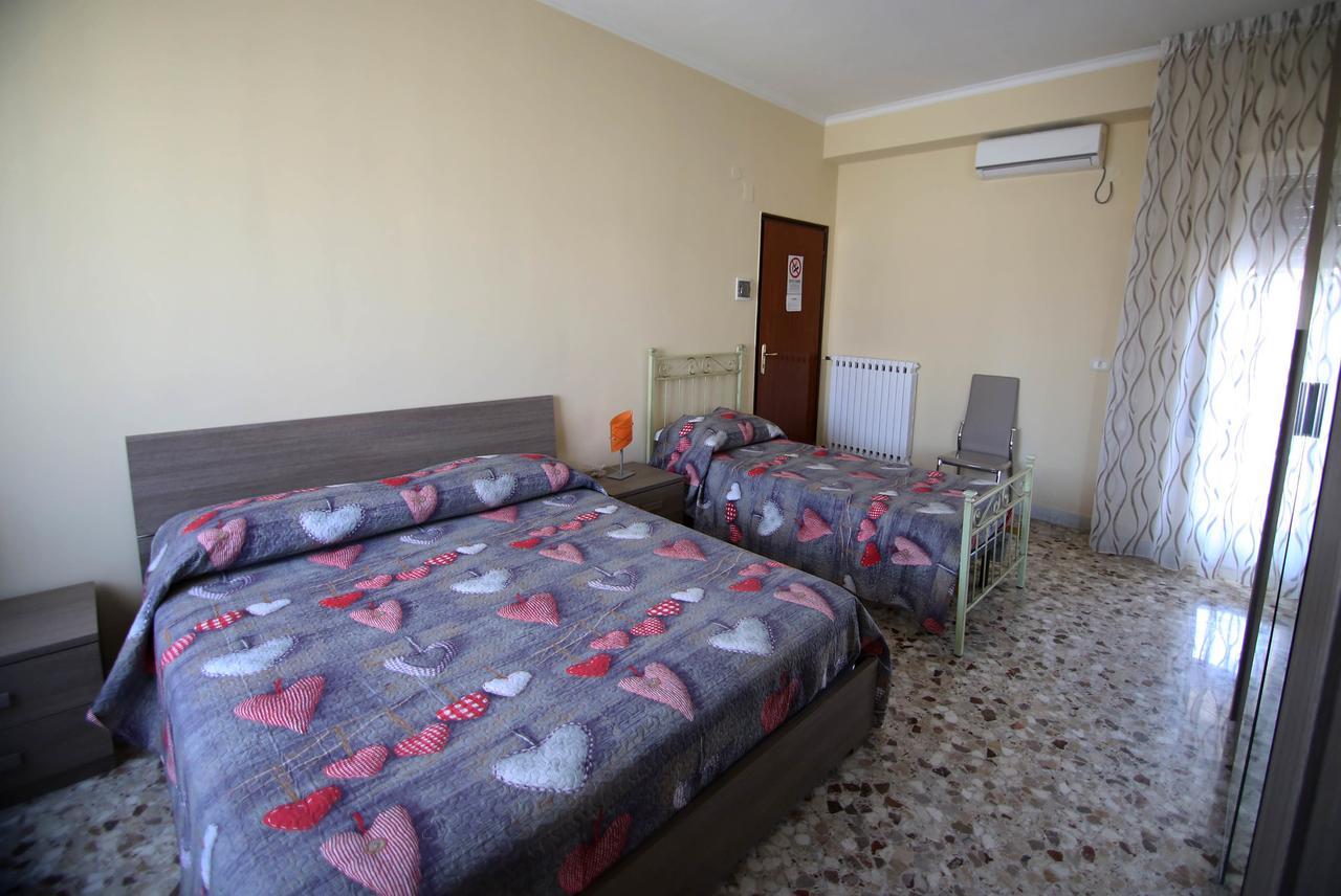 B&B Le Perle Portici Bagian luar foto