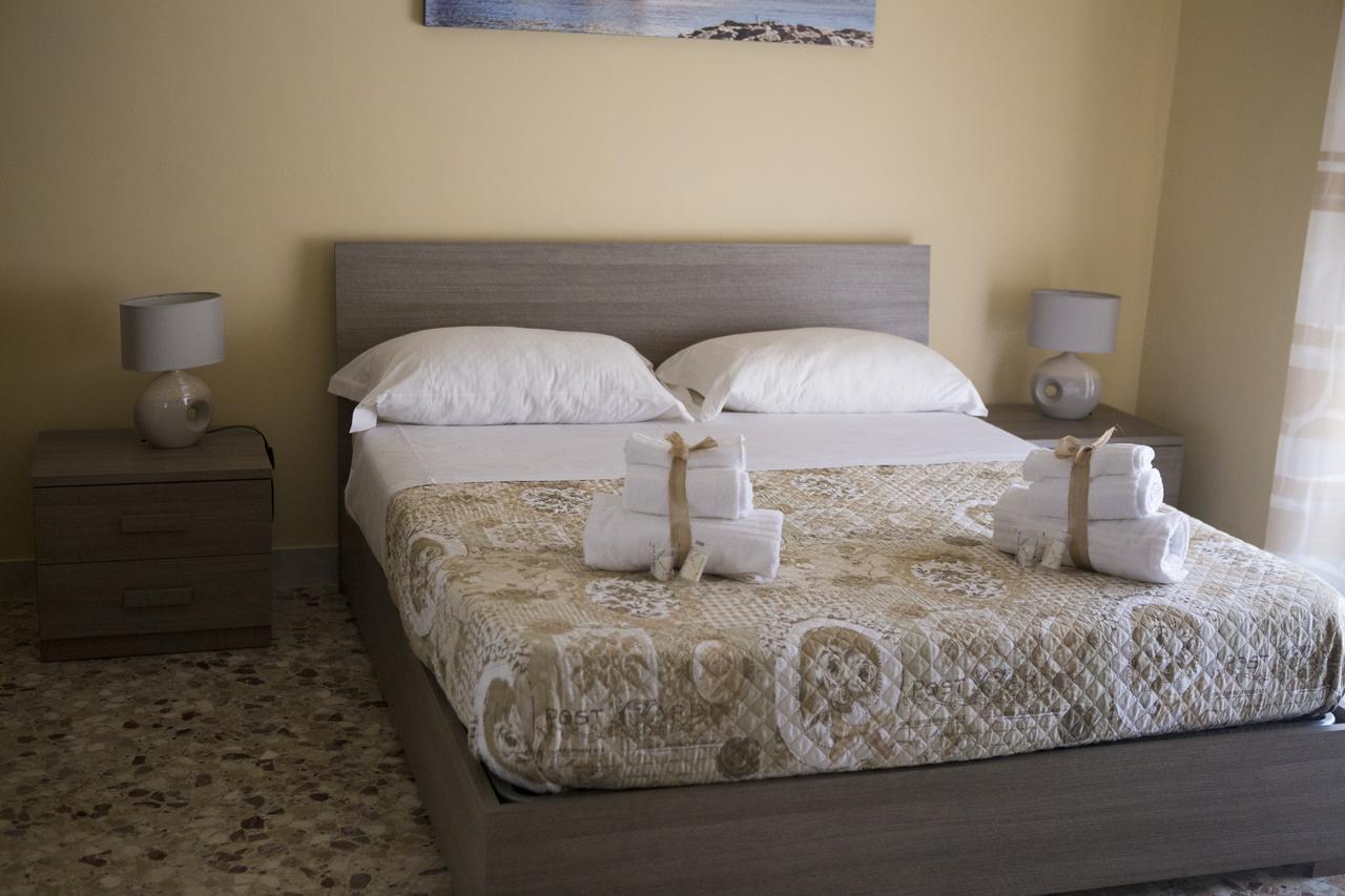 B&B Le Perle Portici Bagian luar foto