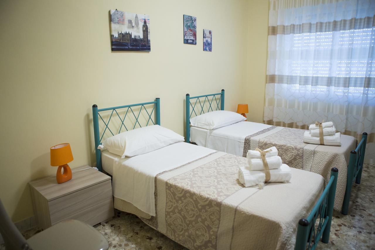 B&B Le Perle Portici Bagian luar foto